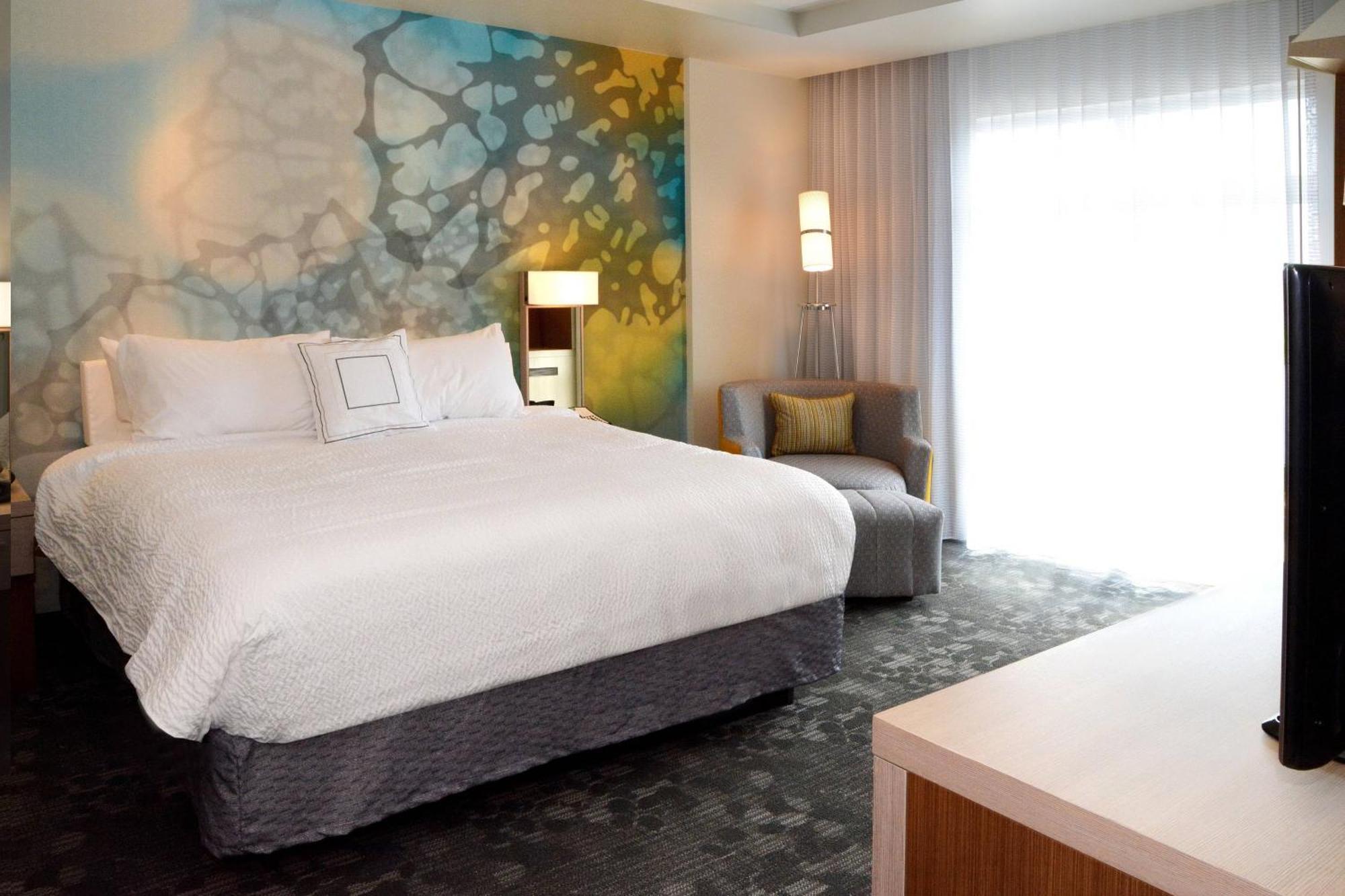 Courtyard By Marriott Youngstown Canfield Экстерьер фото
