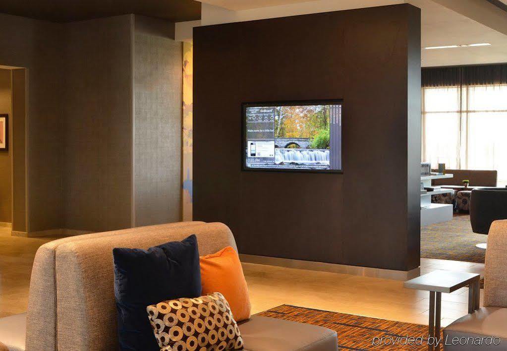 Courtyard By Marriott Youngstown Canfield Экстерьер фото