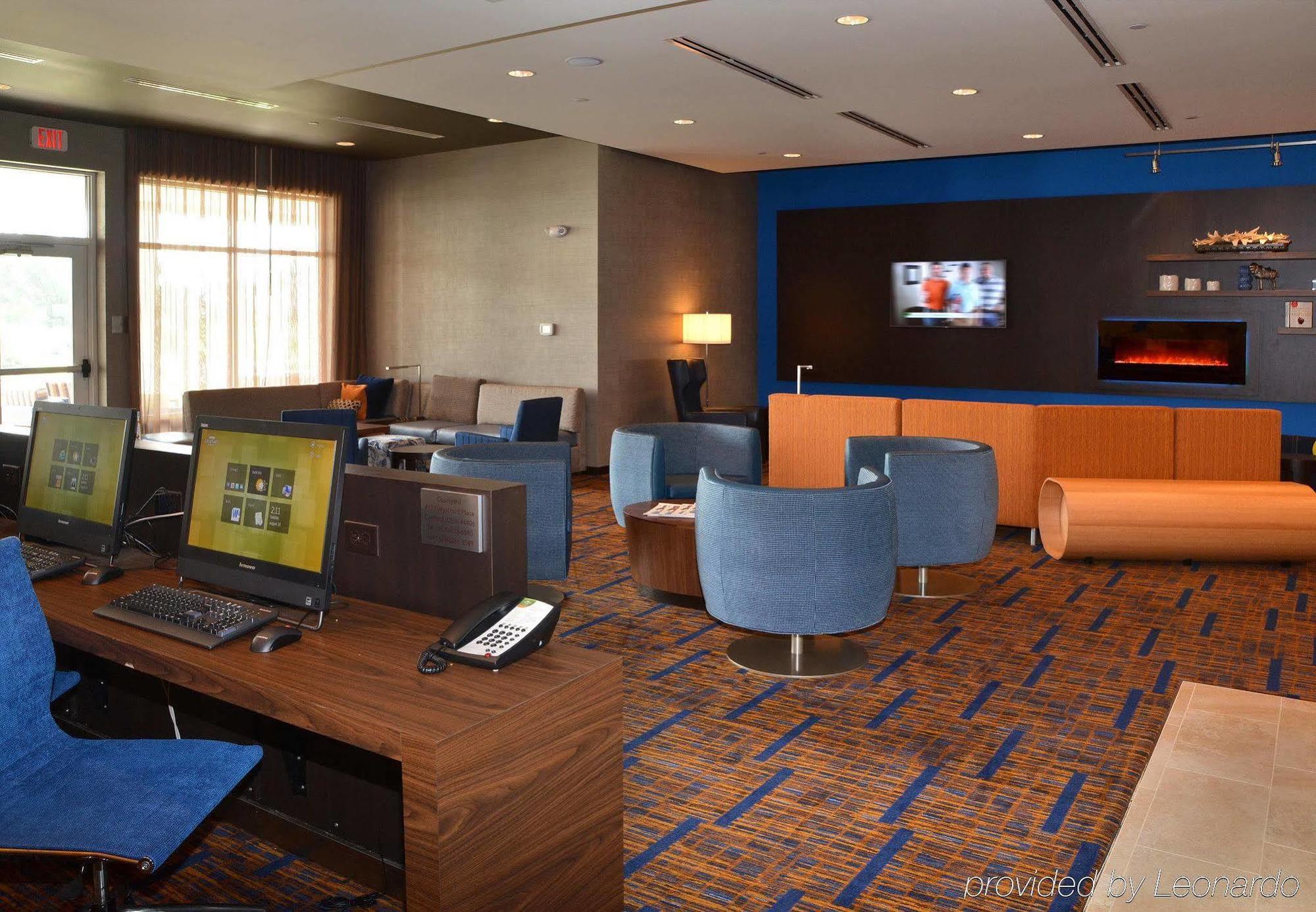 Courtyard By Marriott Youngstown Canfield Экстерьер фото